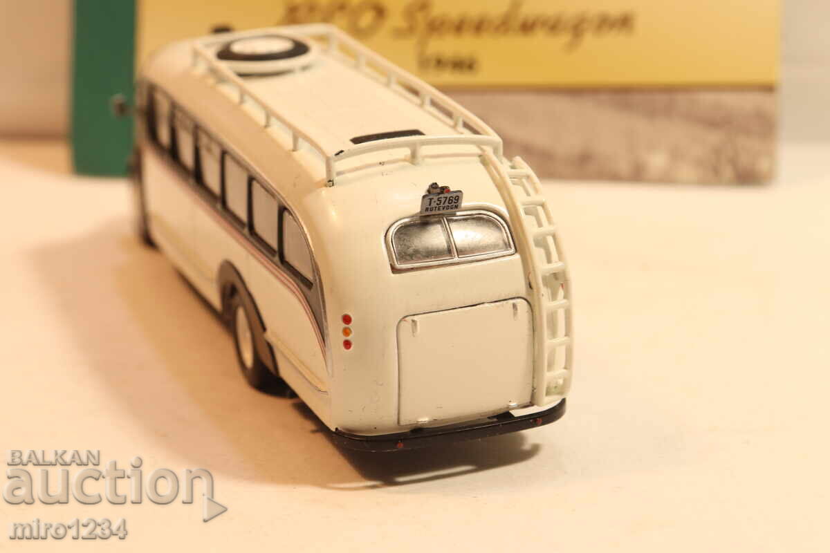 1/72 REO SPEEDWAGON ΛΕΩΦΟΡΕΙΟ ΜΟΝΤΕΛΟ ΠΑΙΧΝΙΔΙ - 7