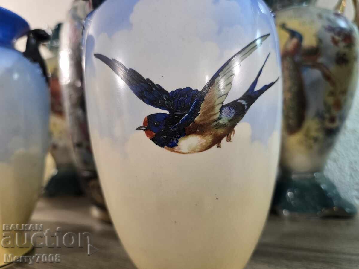 Livrarea „Lewis, Fabricat în Anglia, Falcon Ware“