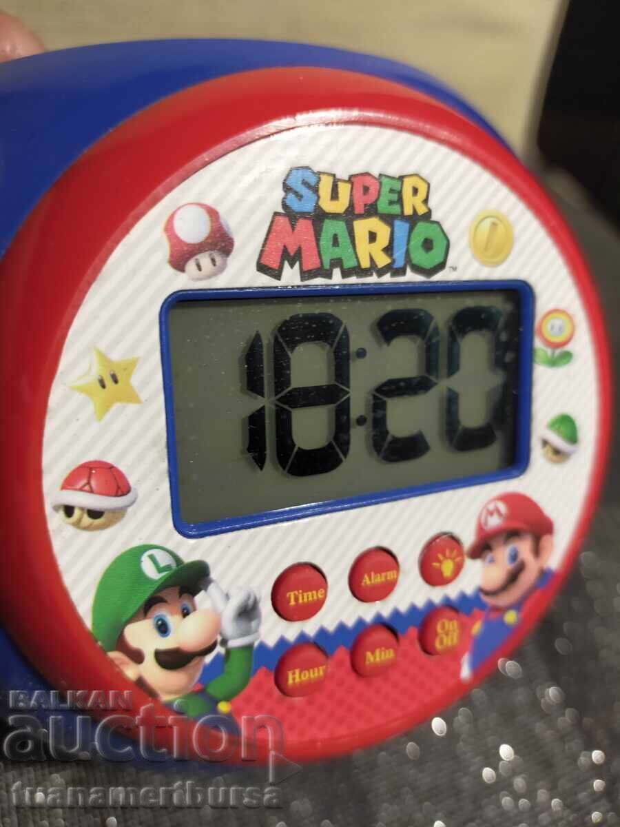Ceas de masă Super Mario cu preț € 12.00 | 23.47 BGN