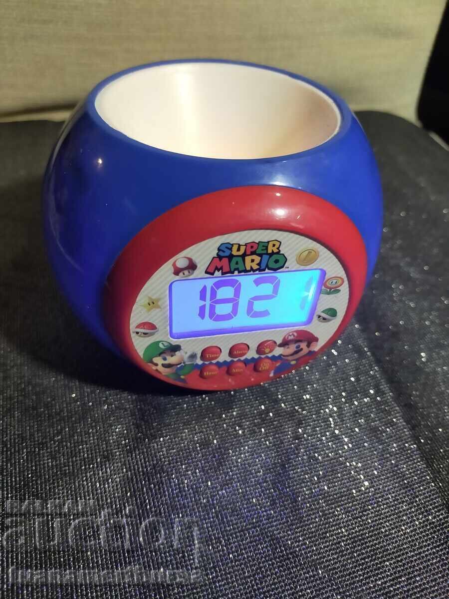 Livrarea Ceas de masă Super Mario