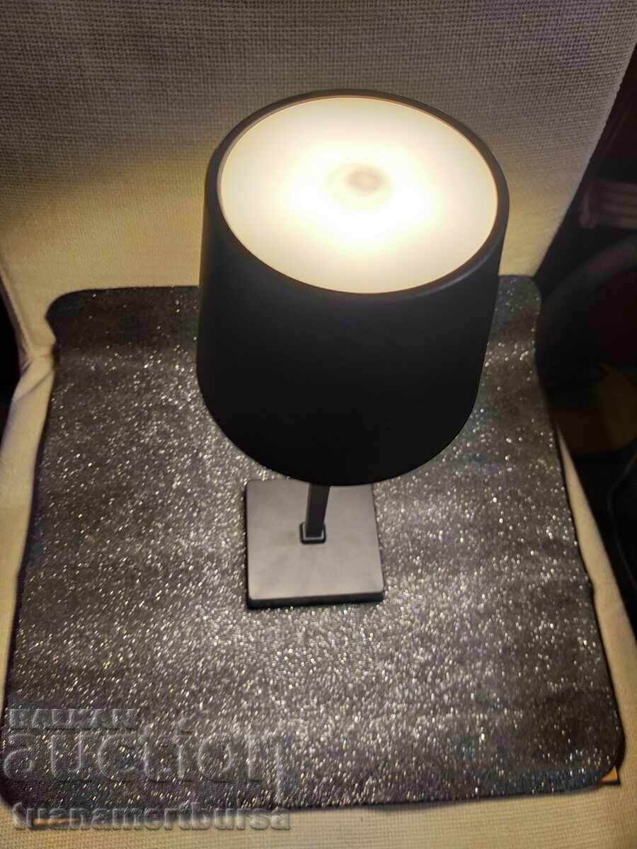 Delivery of Sensor LED table lamp
