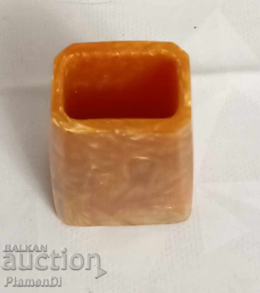 Vintage pencil holder, vase made of Catalin Bakelite - 7 Vintage pencil holder, vase made of Catalin Bakelite - 7