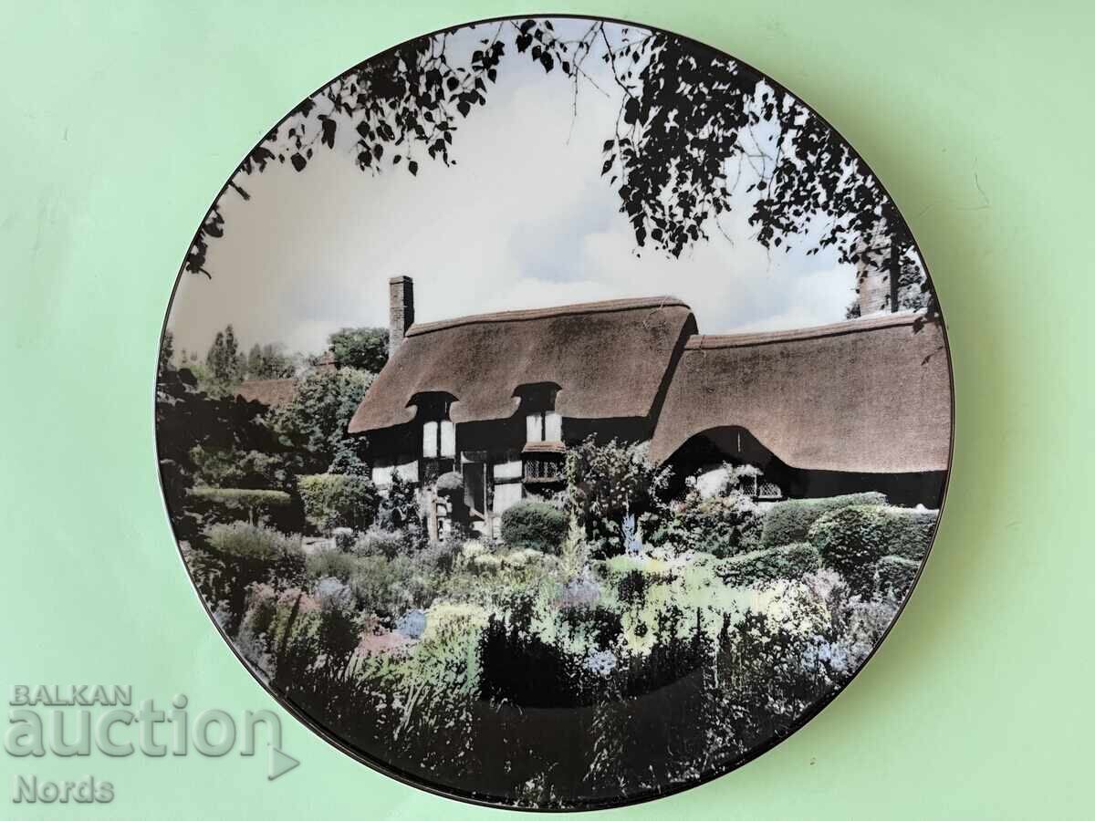 Farfurie Royal Doulton pentru colecție cu preț € 0.01 | 0.02 BGN