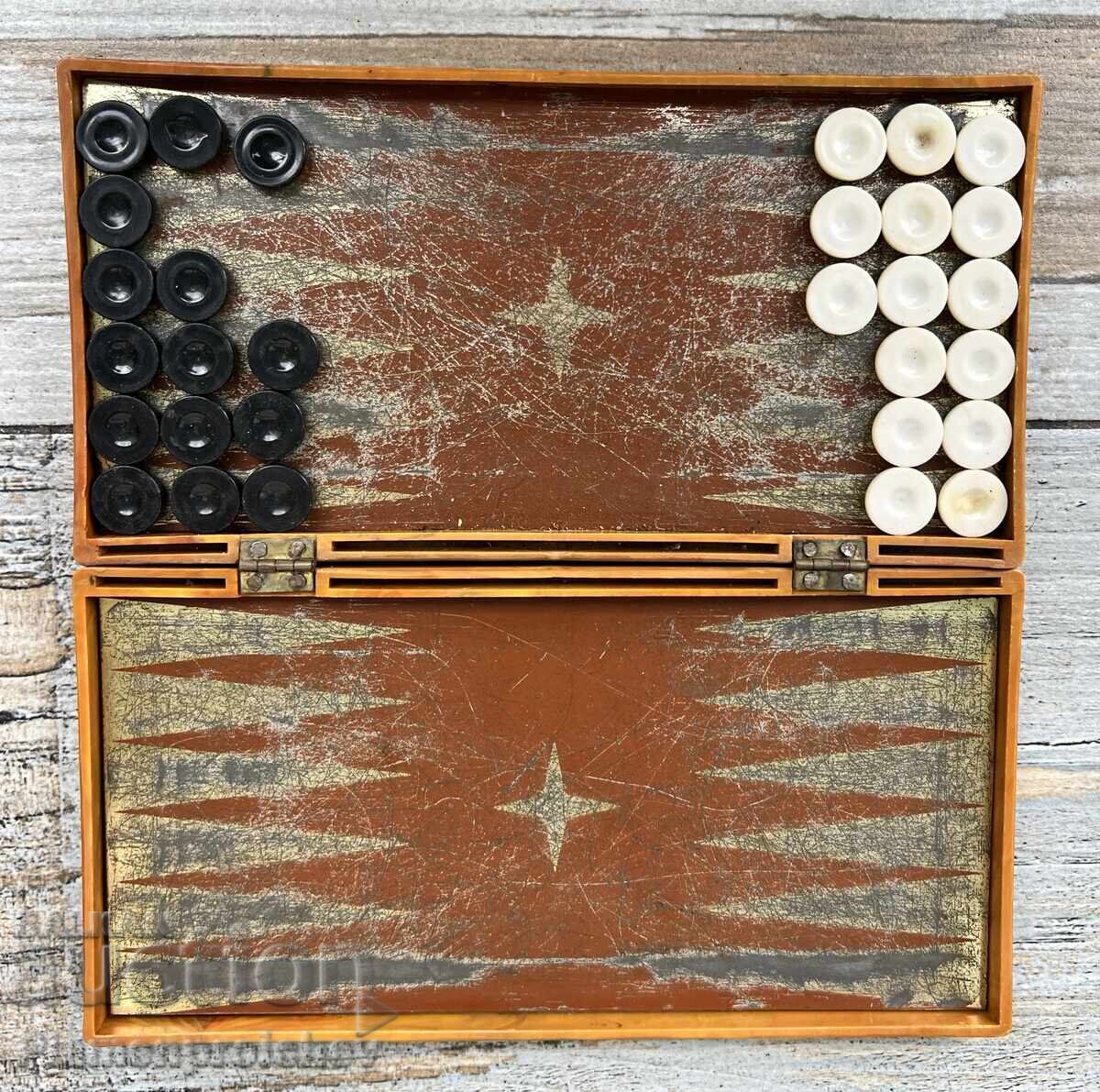 TABLĂ MAGNETICĂ VECHE DIN PERIOADA COMUNISTĂ TABLĂ MAGNETICĂ VECHE DIN PERIOADA COMUNISTĂ