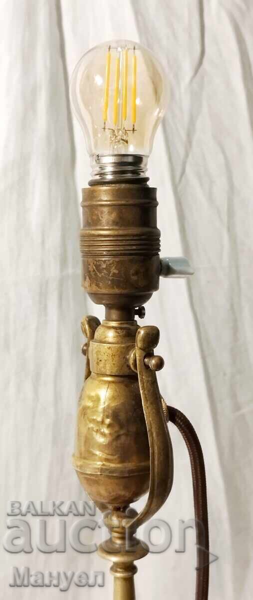 Licitație Lampă de masă veche, articulată