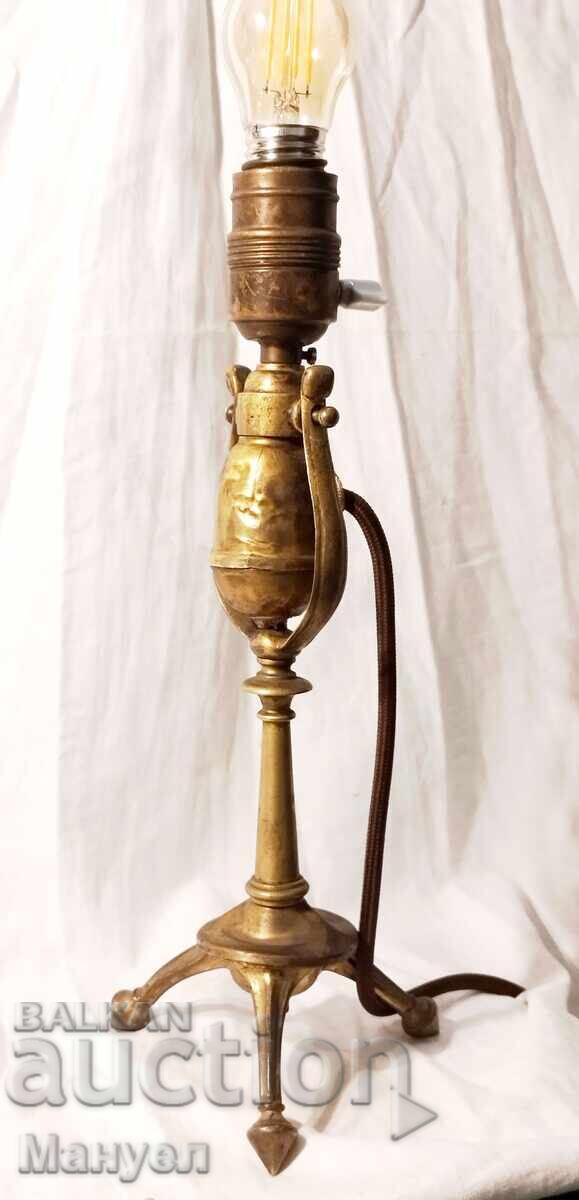 Lampă de masă veche, articulată