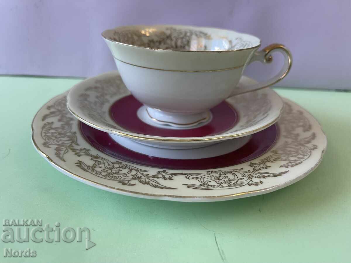 Licitație Set de ceai vintage japonez din trei piese Licitație Set de ceai vintage japonez din trei piese