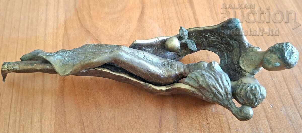 Sculptură din bronz, L. Bonev cu preț € 200.00 | 391.17 BGN