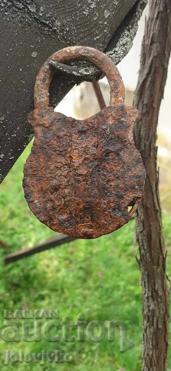 Delivery of National Revival padlock