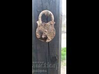 Λουκέτο από την εποχή της Εθνικής Αναγέννησης