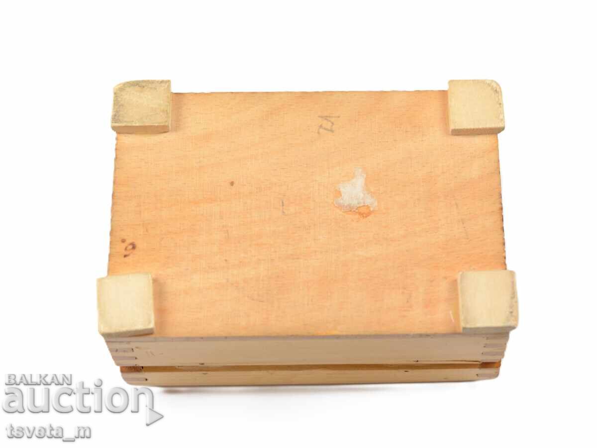Cutie din lemn pentru mărunțișuri, lucrată manual, pirogravată - 6