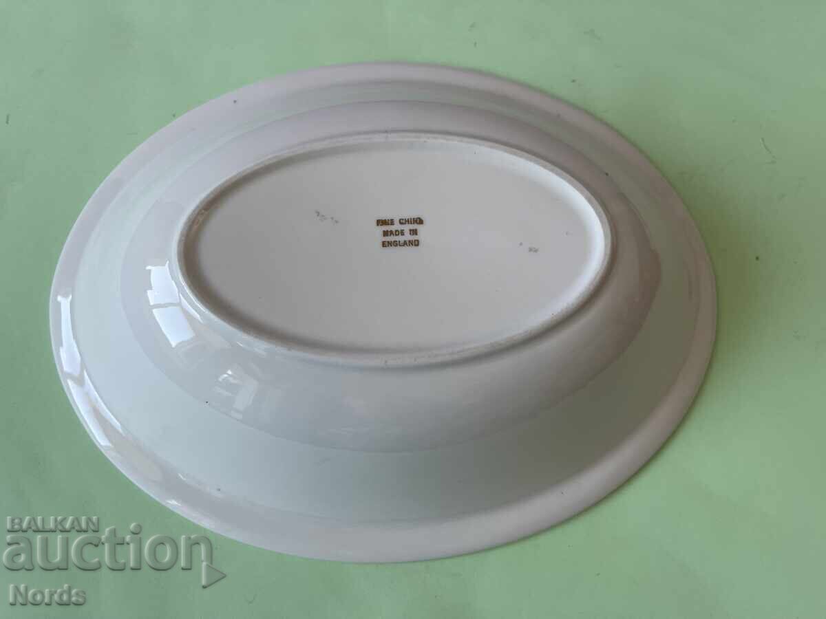 Delivery of Beautiful porcelain fruit bowl Delivery of Beautiful porcelain fruit bowl