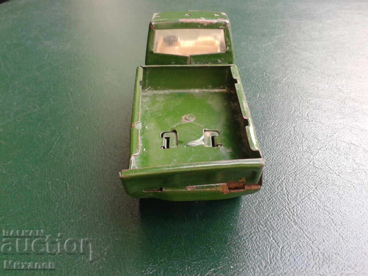 Auction  Tin truck made in Bulgaria
