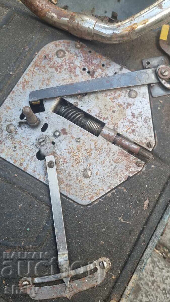 Old crank gramophone with price € 25.00 | 48.90 BGN