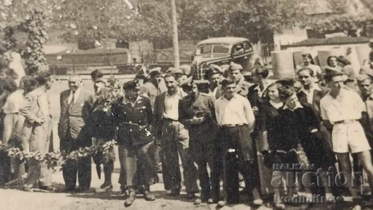 Licitație Fotografie Sărbătoare oficială