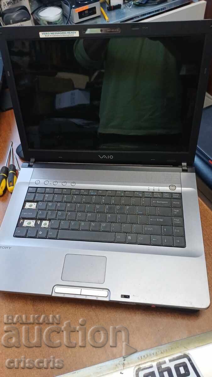 Sony VAIO – nefuncțional, pentru piese sau reparații