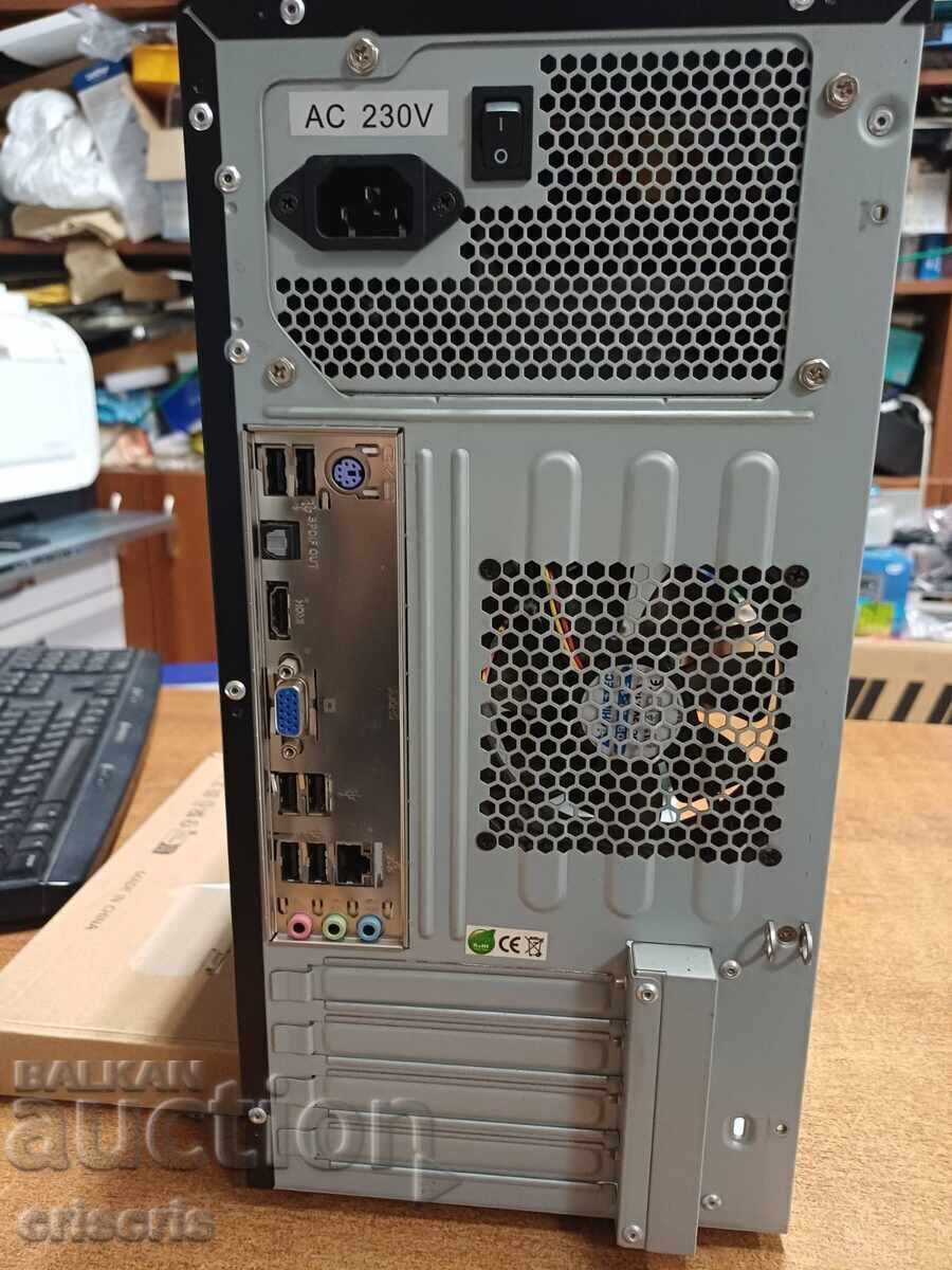 Calculator Tower i7 / 16GB RAM / 256GB SSD / DVD-RW Calculator Tower i7 / 16GB RAM / 256GB SSD / DVD-RW