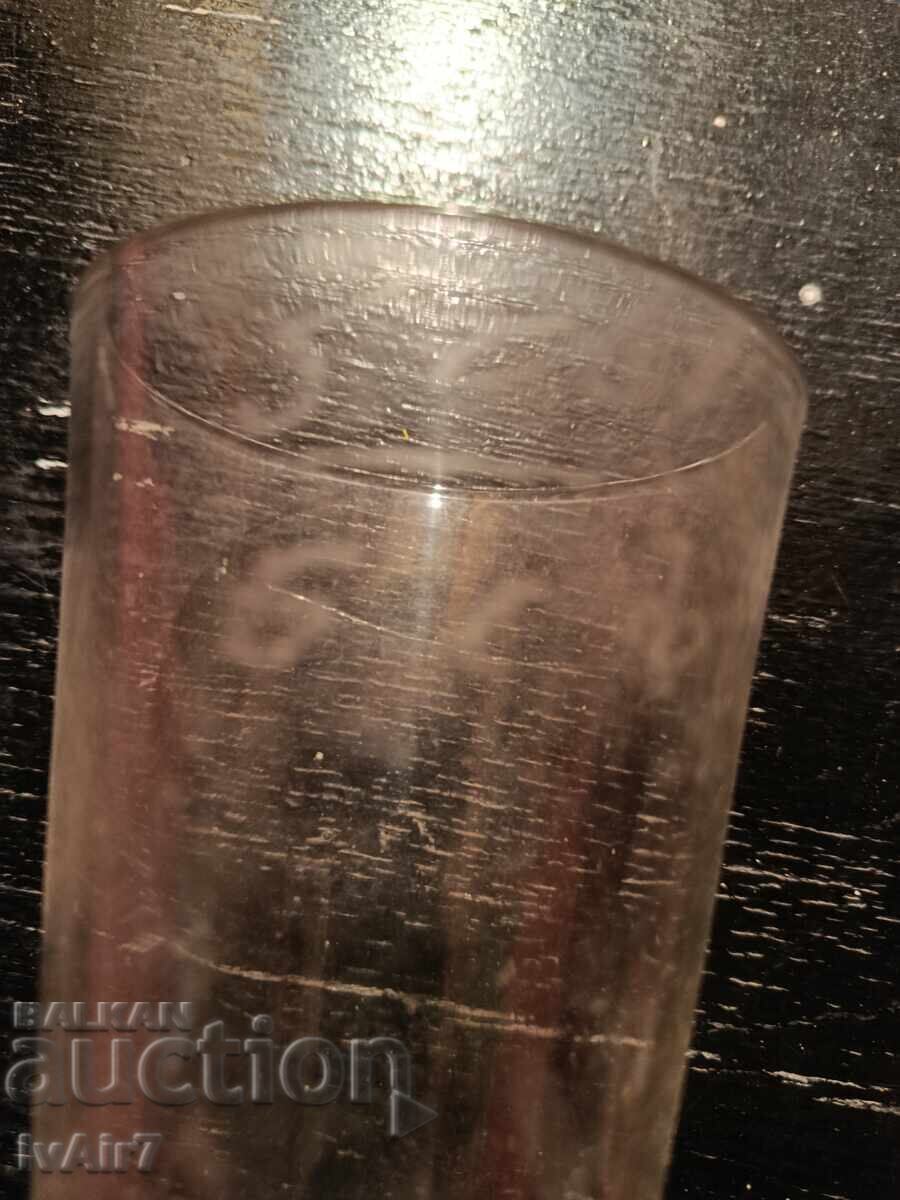 Livrarea Pahare vechi de bere pentru tavernă, 2 buc