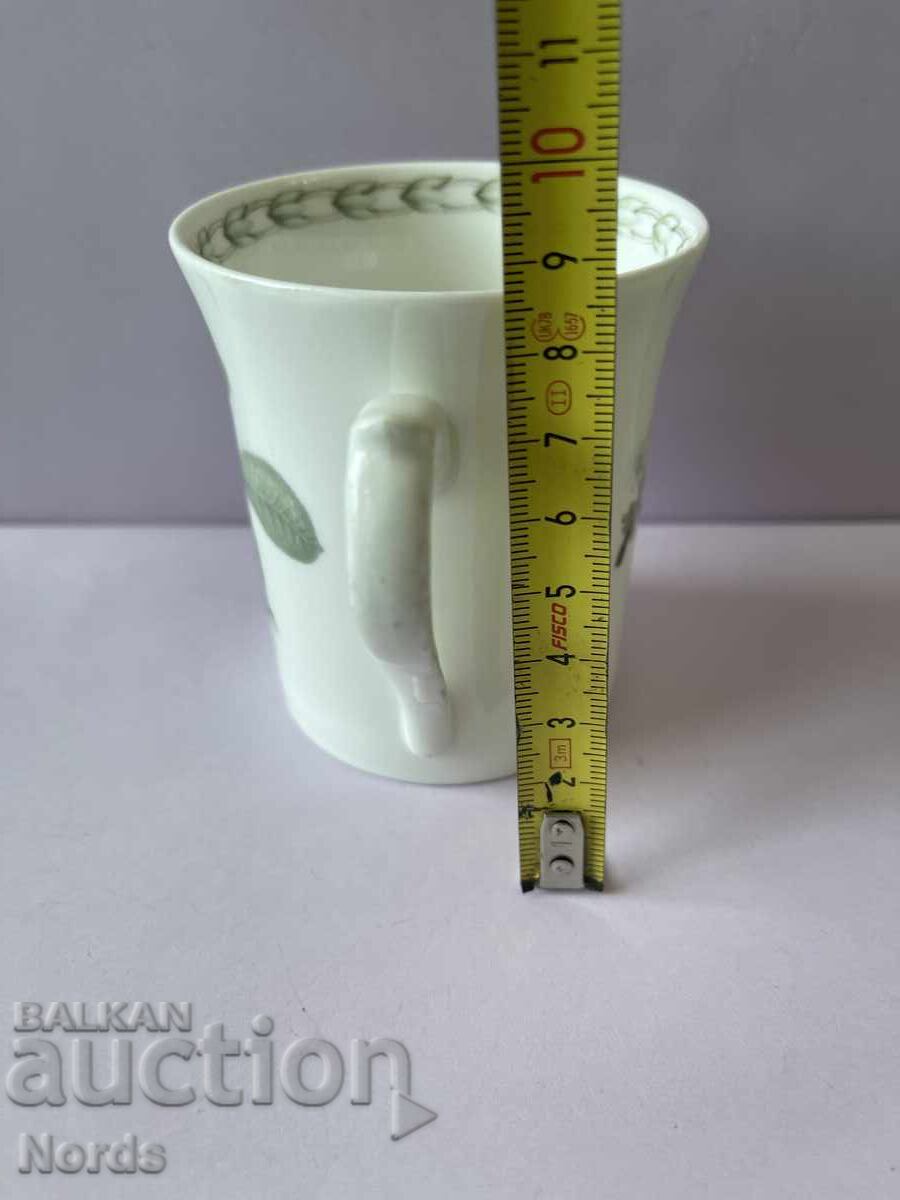 Δημοπρασία Αγγλική κούπα τύπου Mug Δημοπρασία Αγγλική κούπα τύπου Mug