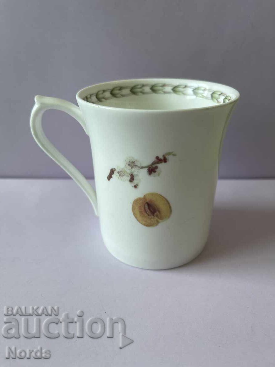 Αγγλική κούπα τύπου Mug με τιμή € 0.01 | 0.02 BGN Αγγλική κούπα τύπου Mug με τιμή € 0.01 | 0.02 BGN