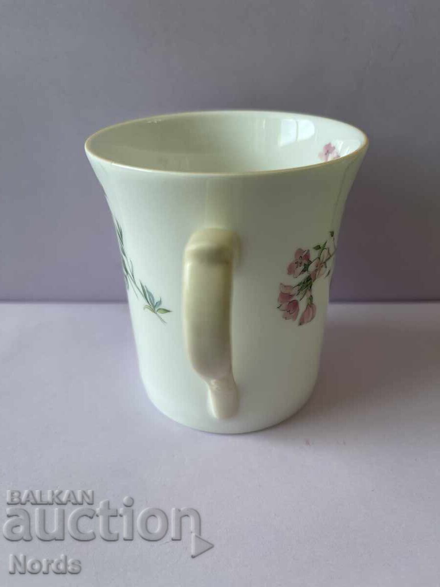 Αγγλική κούπα τύπου Mug με τιμή € 0.01 | 0.02 BGN Αγγλική κούπα τύπου Mug με τιμή € 0.01 | 0.02 BGN