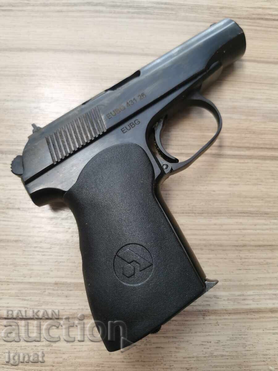 Licitație Makarov