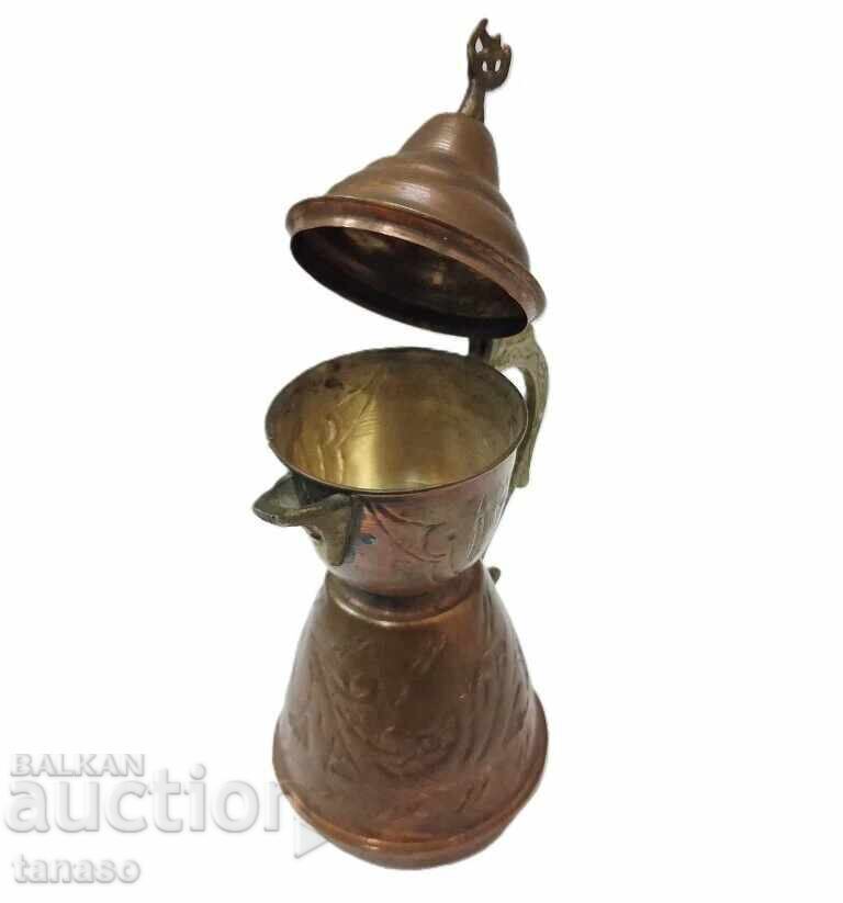 Δημοπρασία Αντίκα ανατολίτικη χάλκινη κανάτα, μπρίκι (4.3)
