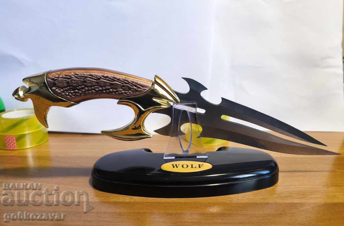 Το μαχαίρι από τη σειρά, Buffy η Βαμπιροφόνισσα! με τιμή € 30.00 | 58.67 BGN Το μαχαίρι από τη σειρά, Buffy η Βαμπιροφόνισσα! με τιμή € 30.00 | 58.67 BGN