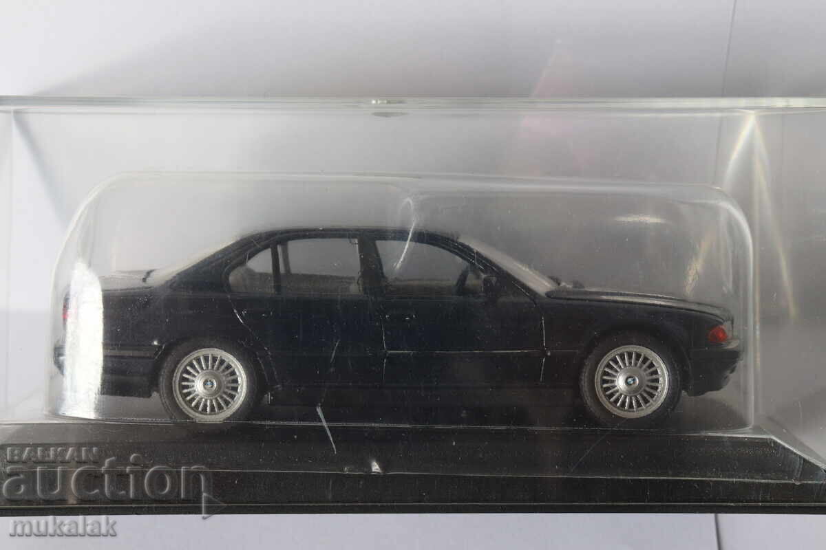 1/43 SCHABAK BMW 7 E38 DARK BLUE MODEL CAR - 6 1/43 SCHABAK BMW 7 E38 DARK BLUE MODEL CAR - 6