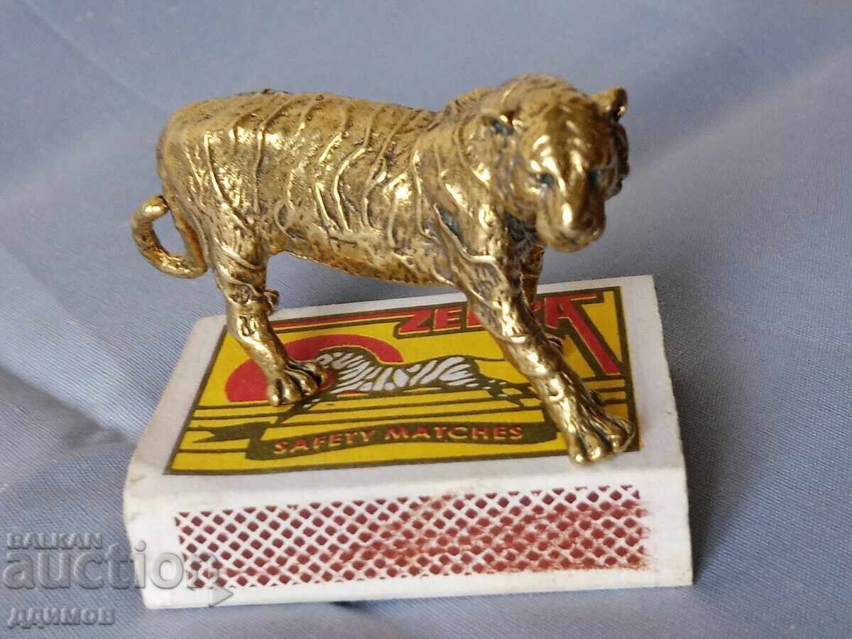 Bronzova figurka tigŭr - 6 Bronzova figurka tigŭr - 6