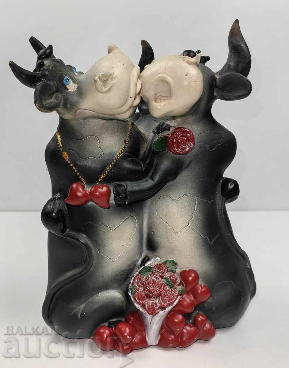 STATUETTE FIGURE PLASTIC with price € 6.00 | 11.73 BGN