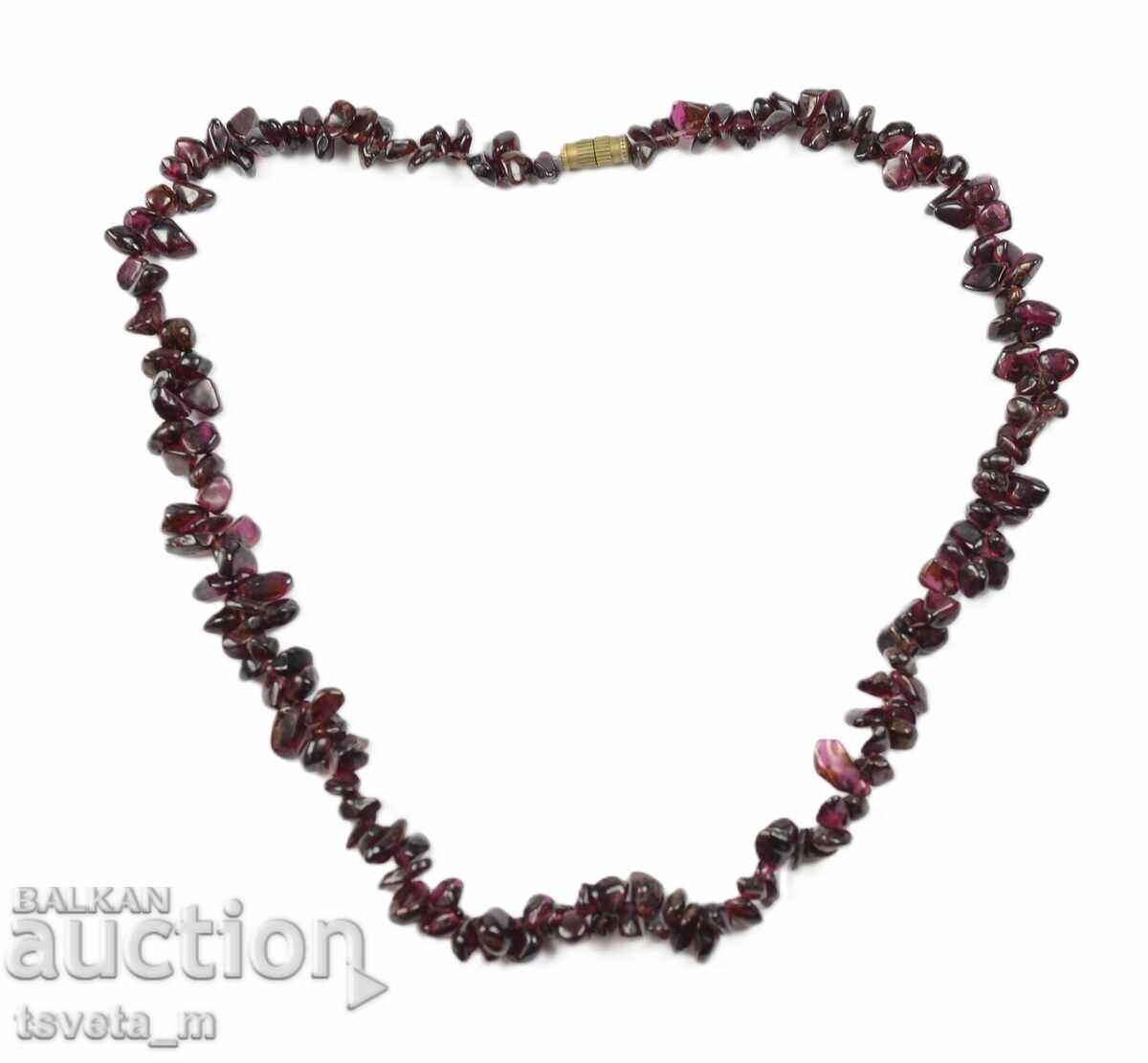 Women's necklace made of natural garnet with price € 8.00 | 15.65 BGN Women's necklace made of natural garnet with price € 8.00 | 15.65 BGN