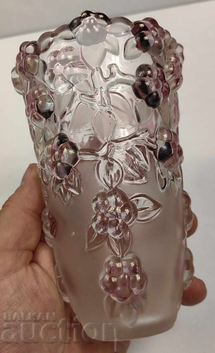 Livrarea VAZĂ DE STICLĂ VAZĂ MICĂ Livrarea VAZĂ DE STICLĂ VAZĂ MICĂ