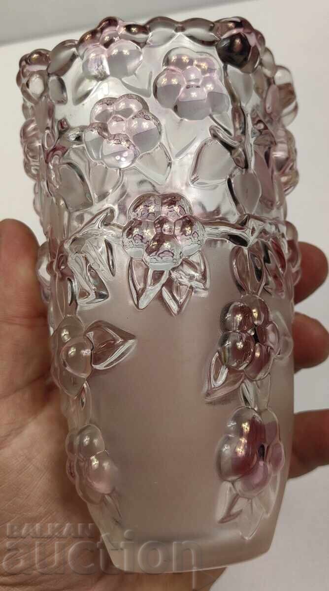 VAZĂ DE STICLĂ VAZĂ MICĂ - 6 VAZĂ DE STICLĂ VAZĂ MICĂ - 6