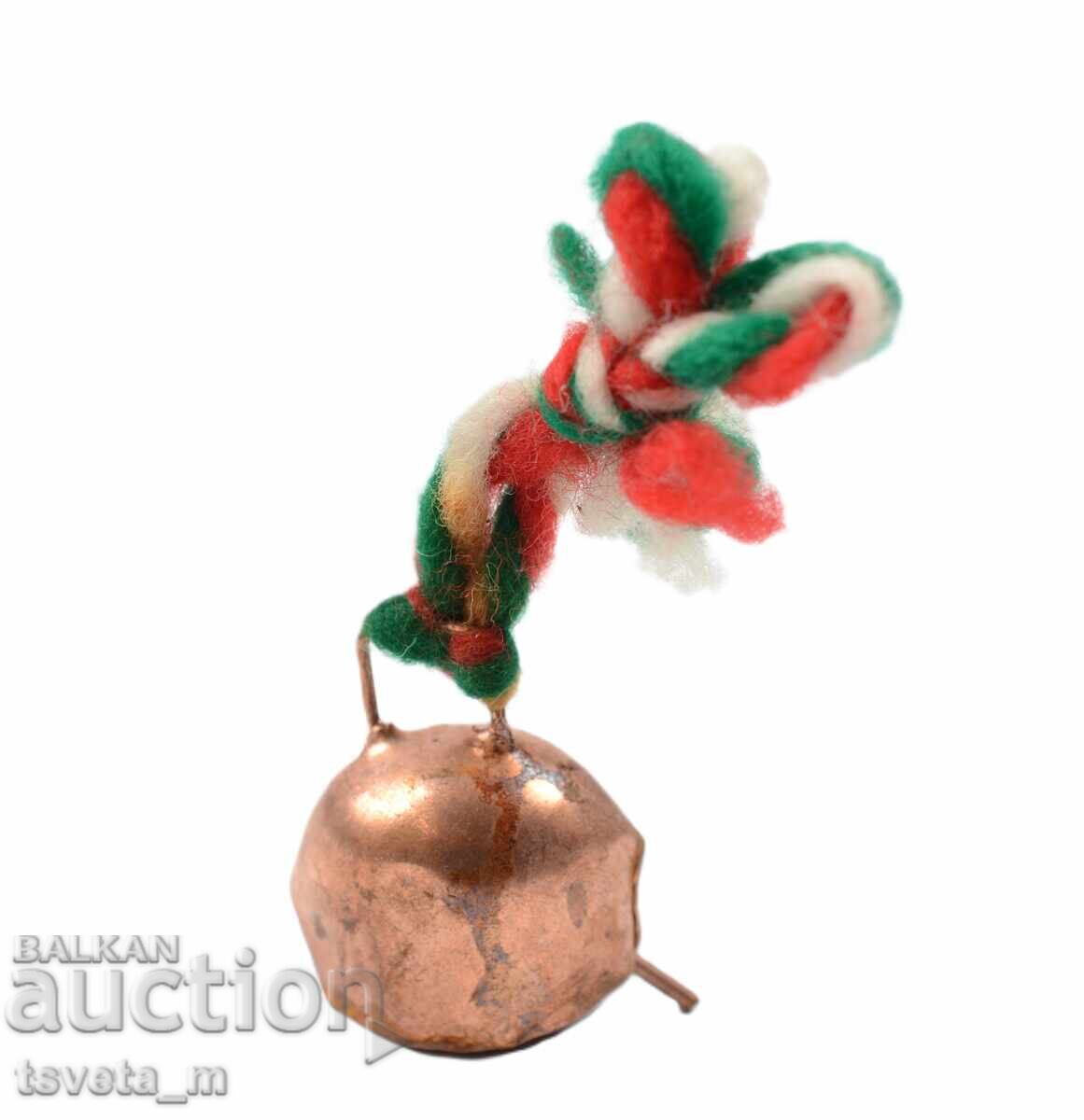 CHAN, CLOPOTER, CLOPOTER cu preț € 2.00 | 3.91 BGN CHAN, CLOPOTER, CLOPOTER cu preț € 2.00 | 3.91 BGN