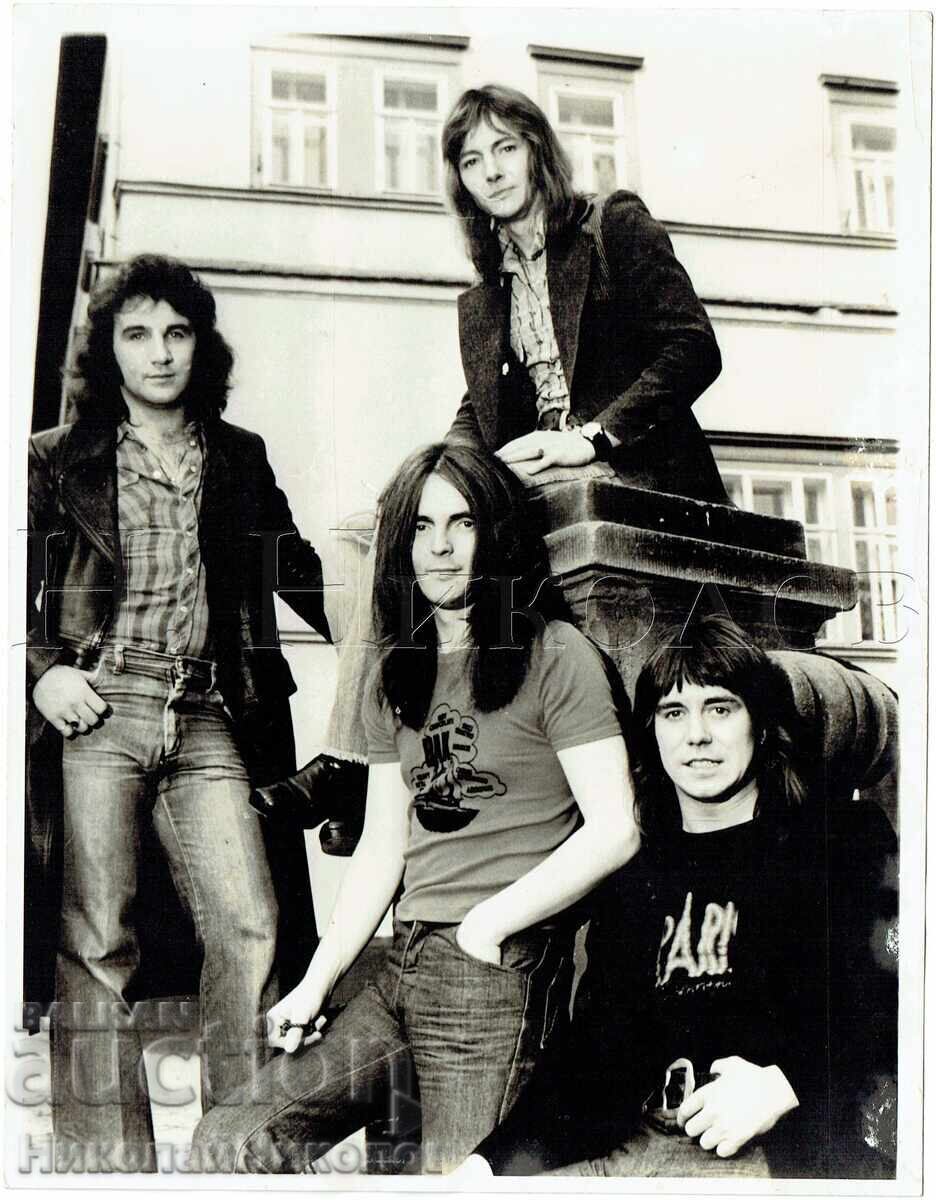 1976 FOTOGRAFIE MARE VECHE MUZICĂ PRESĂ FOTO SMOKIE J519 1976 FOTOGRAFIE MARE VECHE MUZICĂ PRESĂ FOTO SMOKIE J519