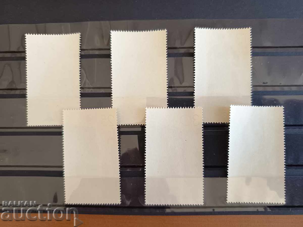 Δημοπρασία Παραδοσιακές φορεσιές αρ. 3213/18 του 1983