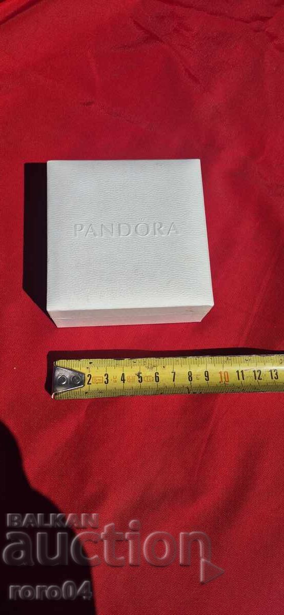 BRĂȚARĂ DIN ARGINT - PANDORA cu preț € 99.99 | 195.56 BGN
