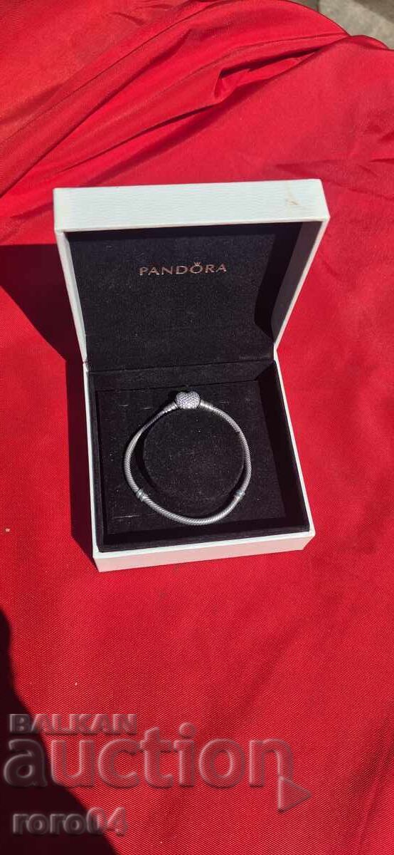 BRĂȚARĂ DIN ARGINT - PANDORA