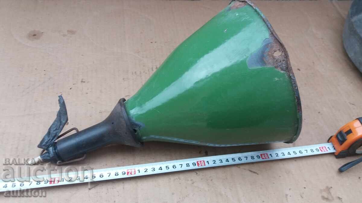 SOCIALIST INDUSTRIAL LAMP - VINTAGE ENAMEL - 6