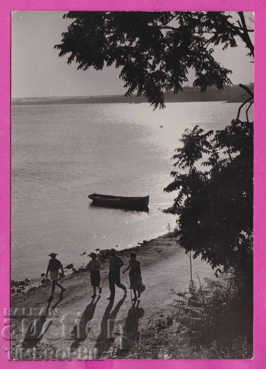 Аукцион 324135 / НЕСЕБЪР - плажът Българска фотография А-43 / 1960 Аукцион 324135 / НЕСЕБЪР - плажът Българска фотография А-43 / 1960