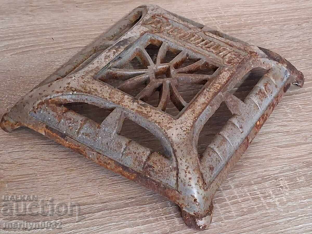 Cast iron top from an old Bulgarian stove - 7