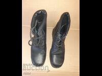 Ghete militare vechi, încălțăminte BNA, NRB. CA NOI