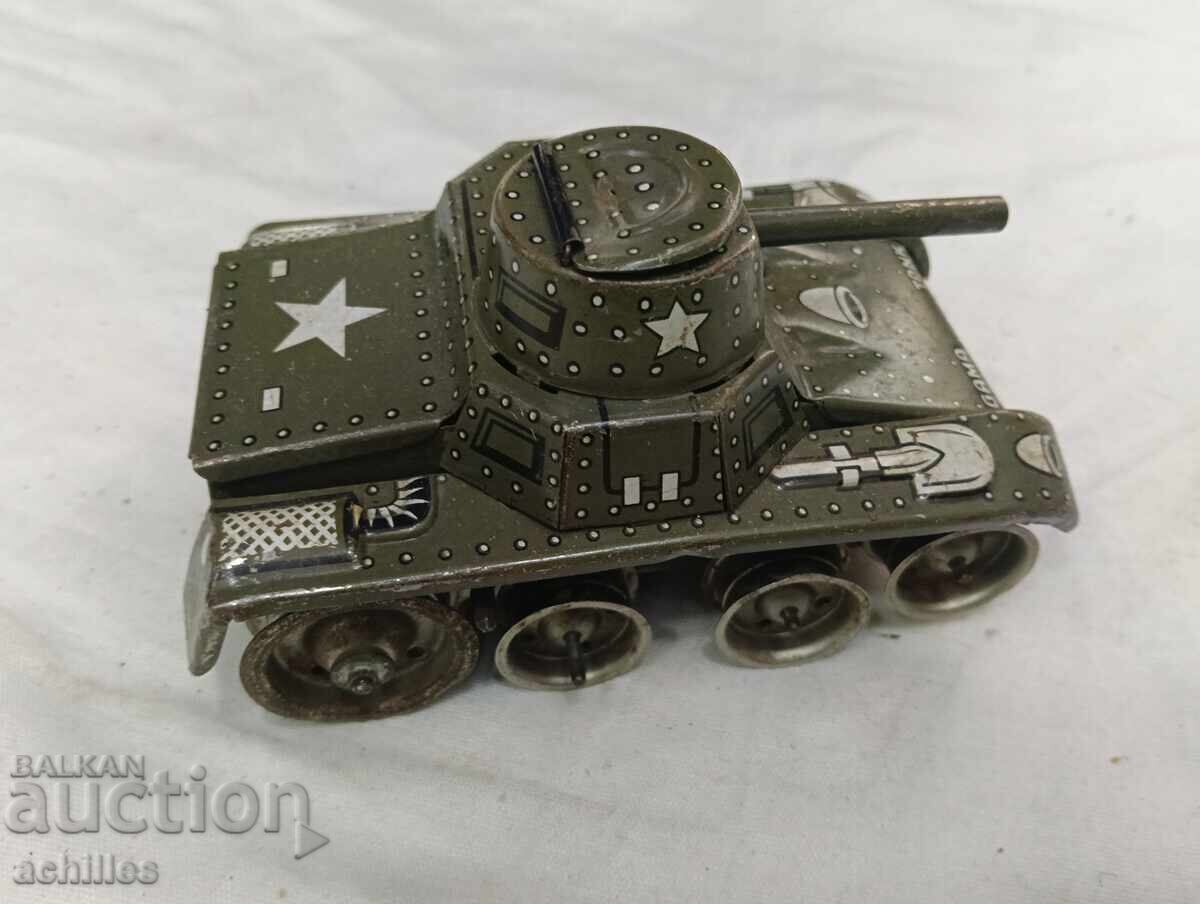 GAMA toy tank