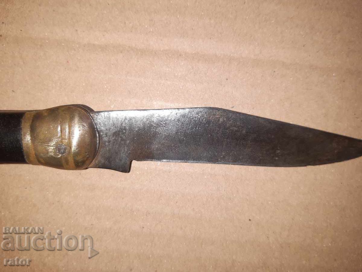 Cuțit vechi bulgăresc, briceag, cuțitaș PICIORUȘ DE DAMĂ cu preț € 33.00 | 64.54 BGN