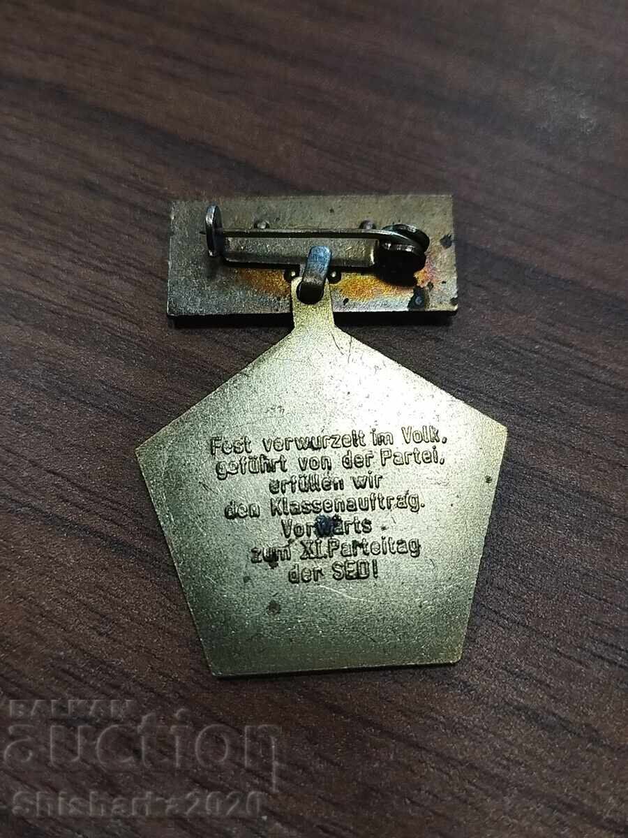 30 de ani de la înființarea armatei RDG (1956-1986) cu preț € 0.01 | 0.02 BGN