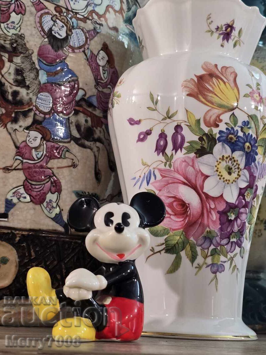 Συλλεκτική φιγούρα Μίκυ Μάους, με σφραγίδα "Walt Disney" με τιμή € 25.00 | 48.90 BGN