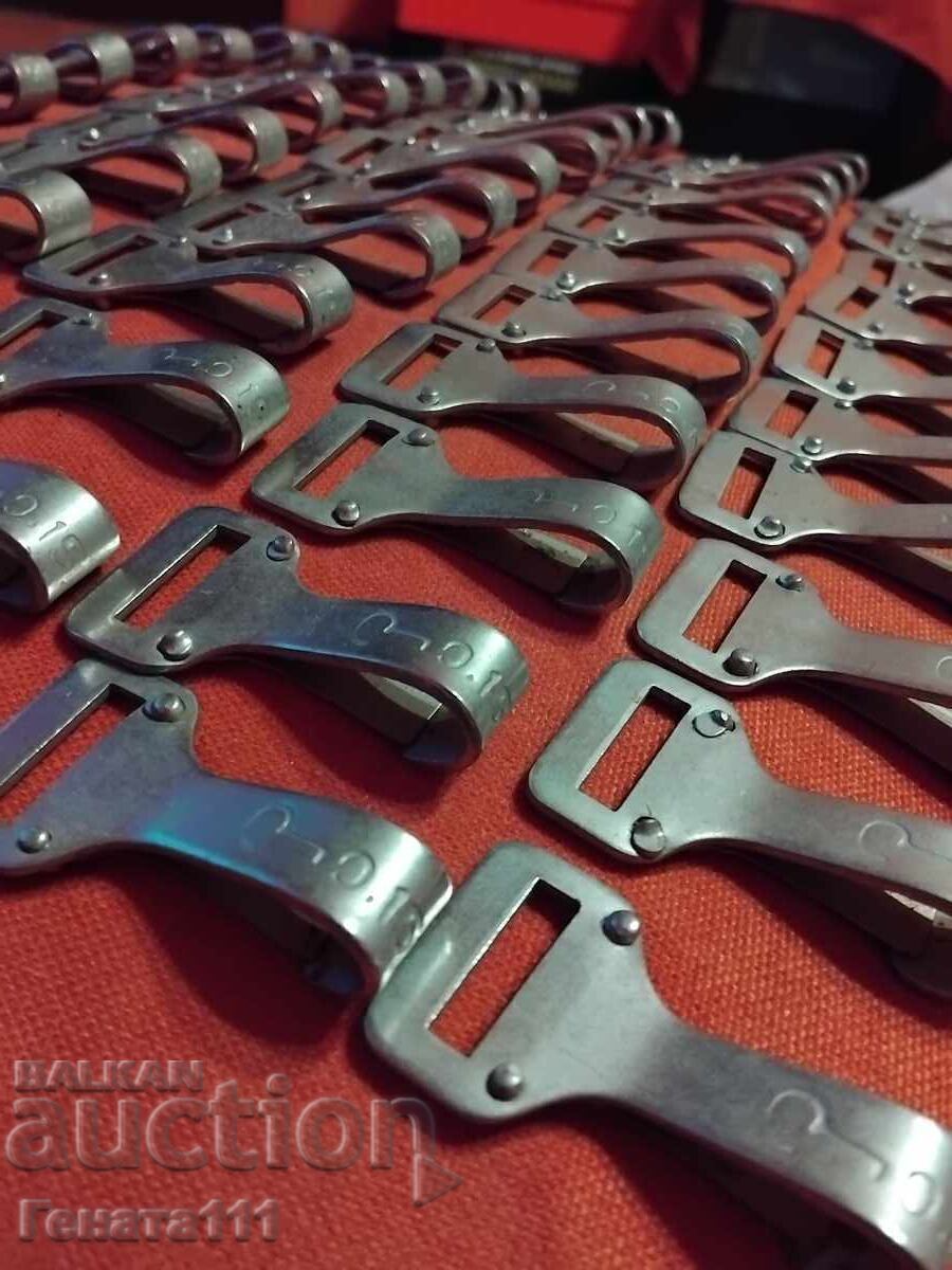 Παράδοση Παρτίδα παλιές γάντζοι καραμπίνερ καραμπίνες