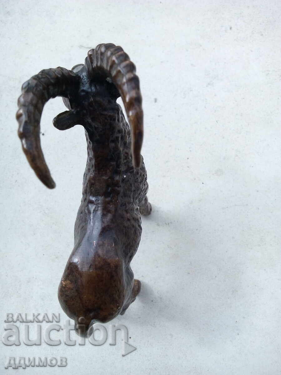 Παράδοση Μπρούτζινο φιγούρα κατσίκι