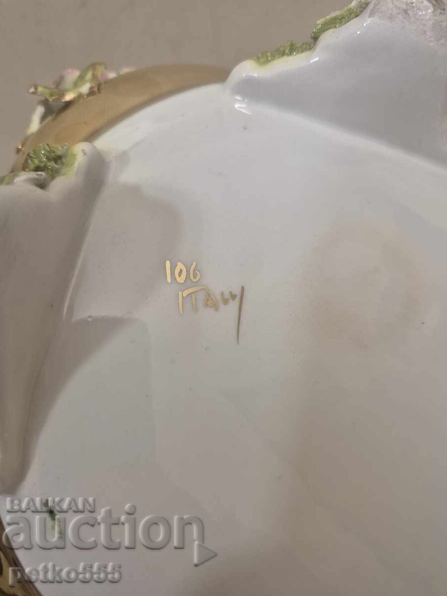 Голяма италианска порцеланова бонбониера с капак - 6